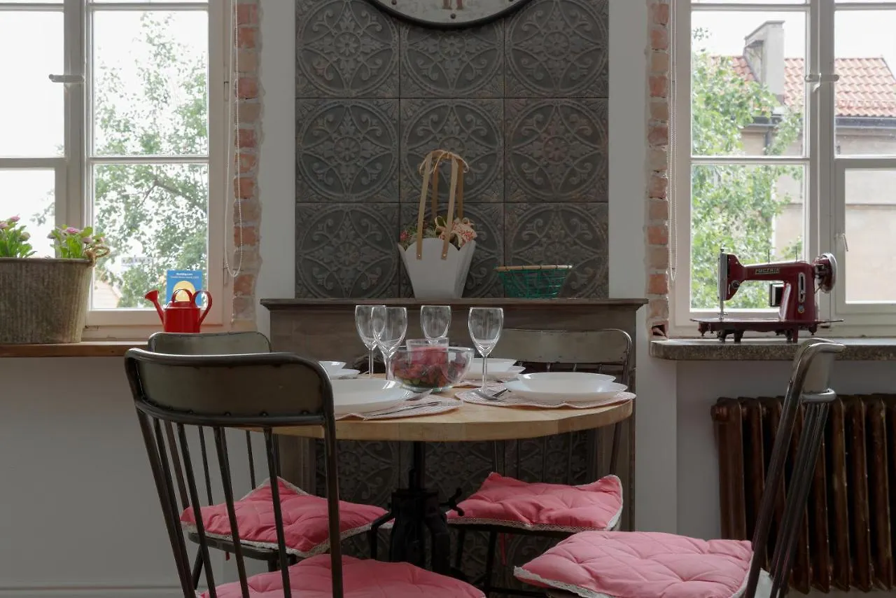 Apartment On The Warsaw Square By Noclegi Renters